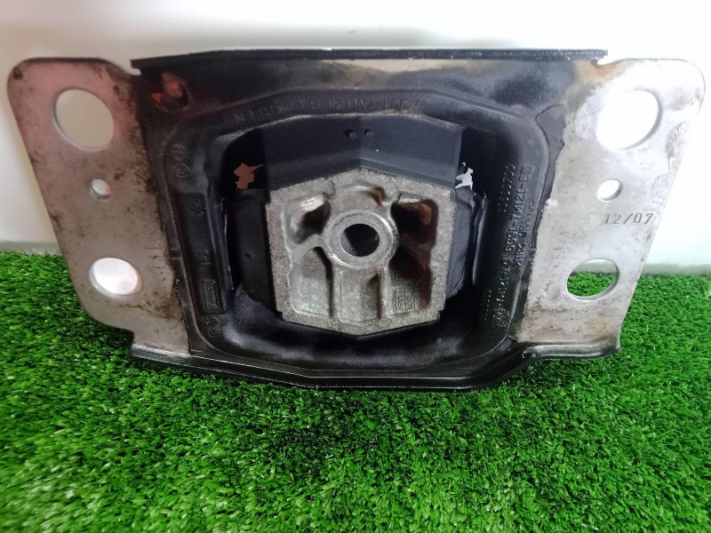 Recambio de soporte motor izquierdo para ford mondeo ber. (ca2) 2.0 tdci cat referencia OEM IAM 6G917M121AC  