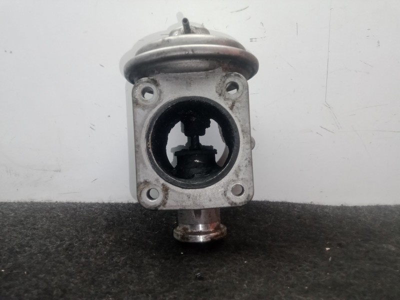 Recambio de valvula egr para bmw serie 3 touring (e91) 2.0 16v diesel referencia OEM IAM 70045000  