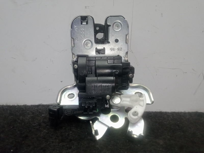 Recambio de cerradura maletero / porton para seat toledo iv (kg3) 1.6 tdi referencia OEM IAM 8R0827505A  