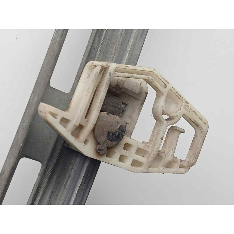 Recambio de elevalunas delantero izquierdo para peugeot 206 berlina 1.9 diesel referencia OEM IAM  ELECTRICO - 2.PIN 5.PUERTAS