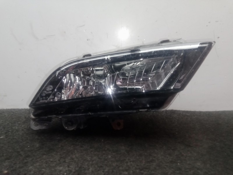 Recambio de faro antiniebla derecho para seat toledo iv (kg3) 1.6 tdi referencia OEM IAM 6J9941702A  