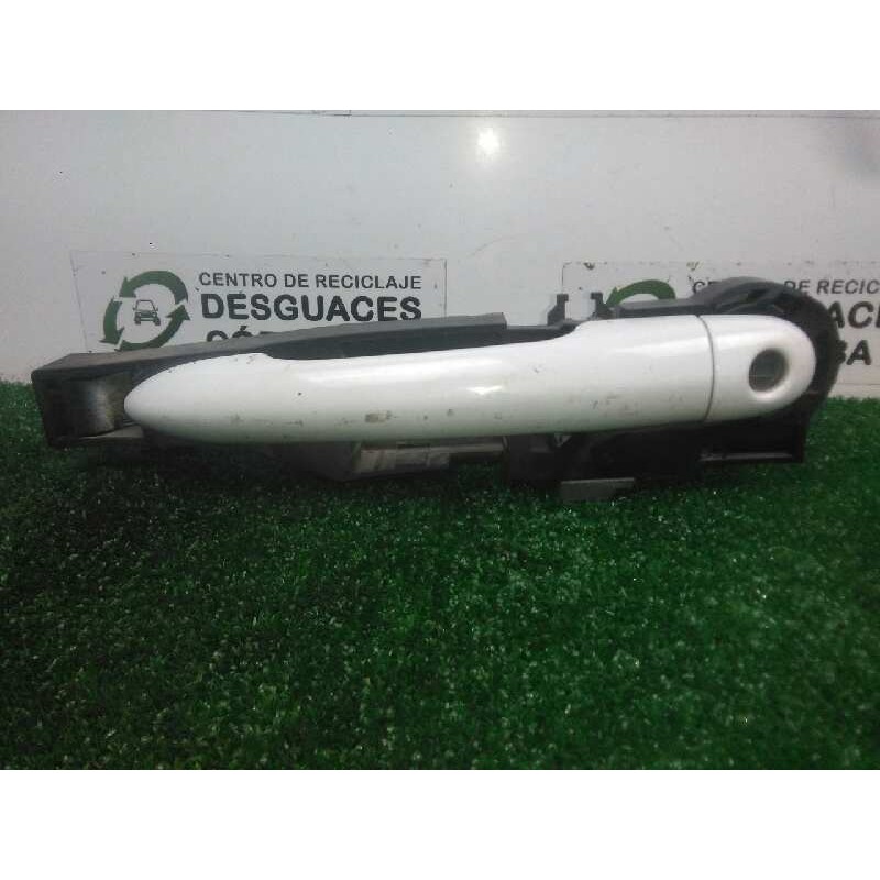 Recambio de maneta exterior delantera izquierda para renault laguna iii 2.0 dci diesel cat referencia OEM IAM 226524 BLANCO 