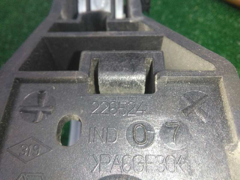 Recambio de maneta exterior delantera izquierda para renault laguna iii 2.0 dci diesel cat referencia OEM IAM 226524 BLANCO 