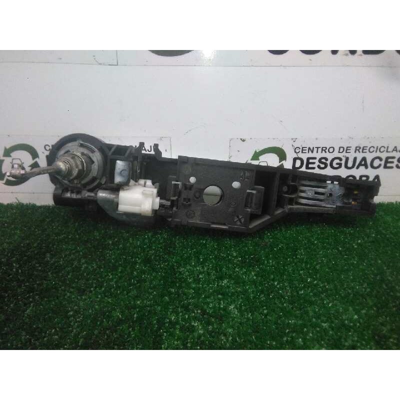 Recambio de maneta exterior delantera izquierda para renault laguna iii 2.0 dci diesel cat referencia OEM IAM 226524 BLANCO 