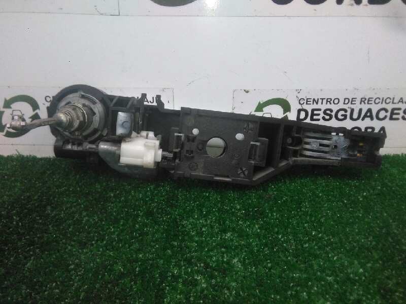 Recambio de maneta exterior delantera izquierda para renault laguna iii 2.0 dci diesel cat referencia OEM IAM 226524 BLANCO 