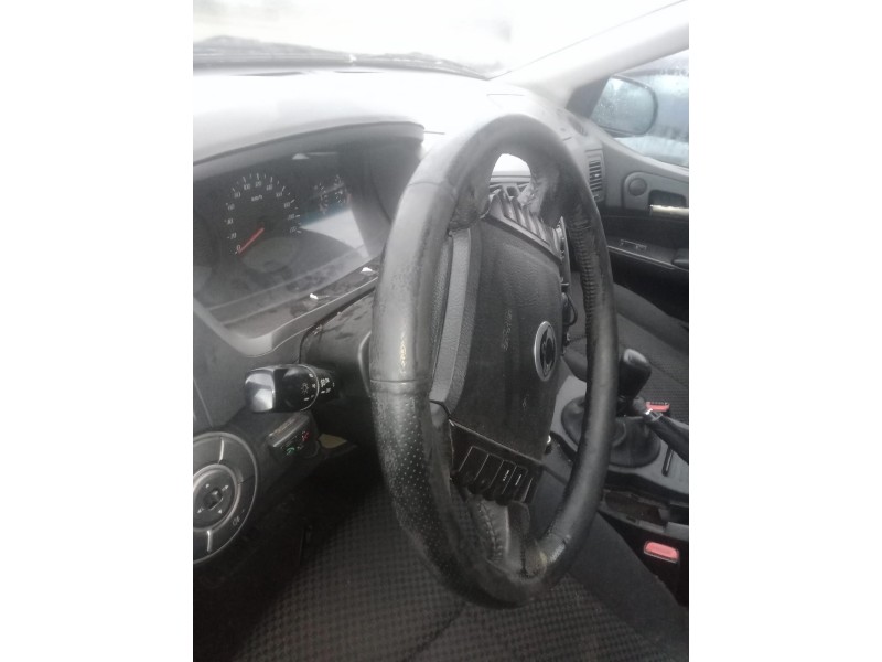 Recambio de volante para ssangyong kyron 2.0 xdi referencia OEM IAM   