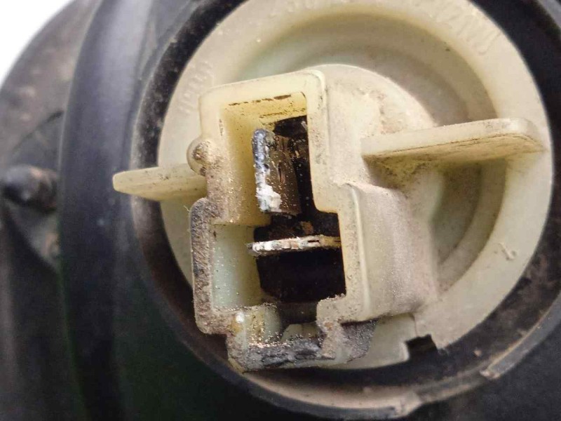 Recambio de faro izquierdo para mg serie 400 (rt) 2.0 turbodiesel referencia OEM IAM  95-00 BLANCO