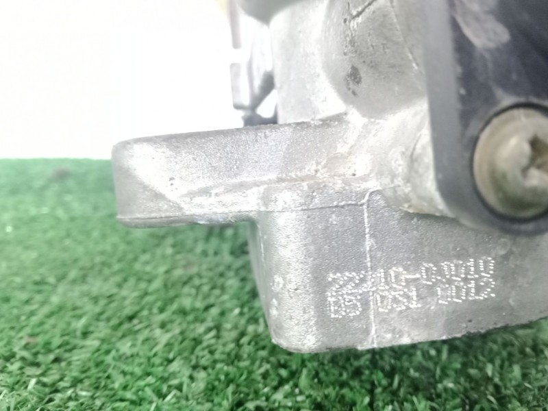 Recambio de caja mariposa para toyota yaris (_p1_) 1.3 (scp12_, scp13_) referencia OEM IAM 222100J010  