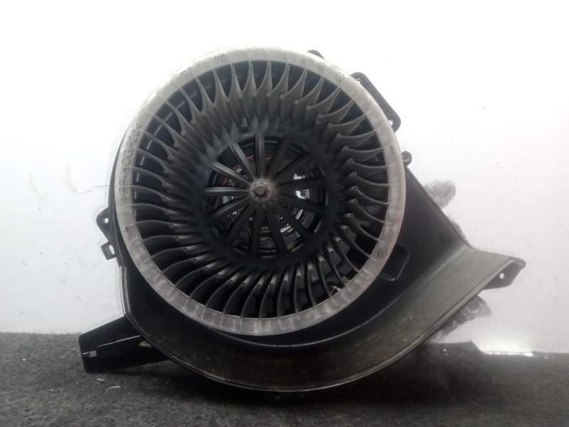 Recambio de motor calefaccion para seat toledo iv (kg3) 1.6 tdi referencia OEM IAM 6R1819015  