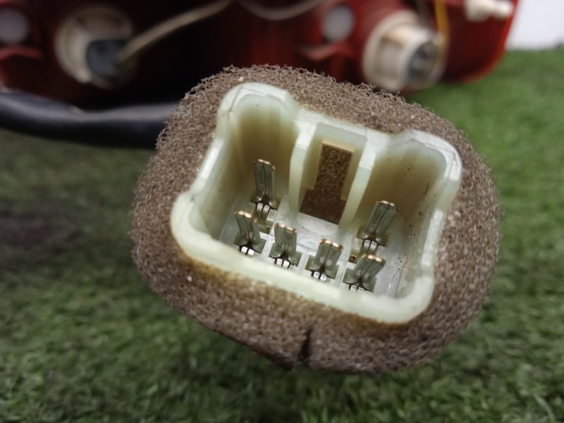 Recambio de piloto trasero izquierdo para chevrolet aveo / kalos sedán (t250, t255) 1.4 referencia OEM IAM SINREFERENCIA  SIKN R