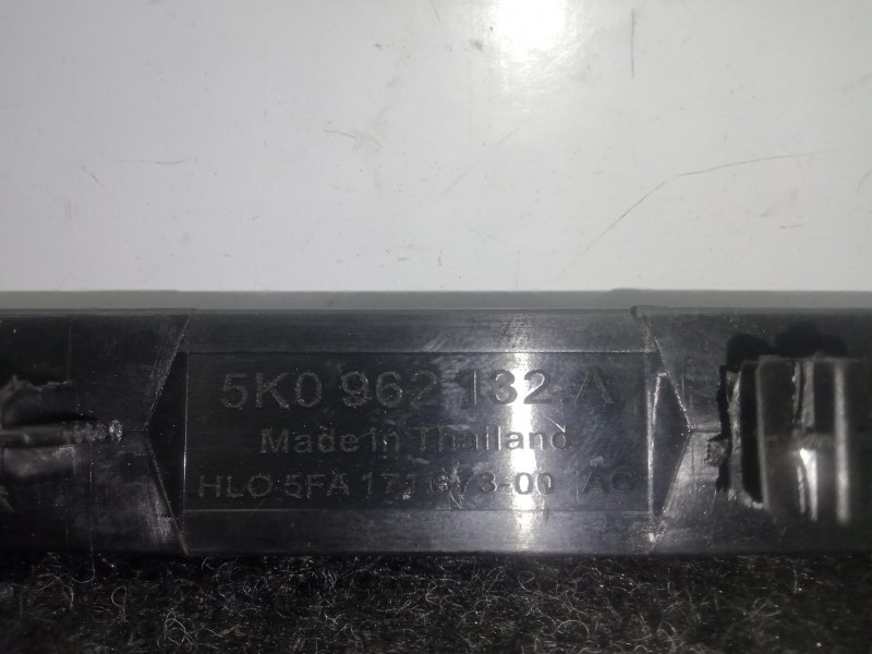 Recambio de antena para seat toledo iv (kg3) 1.6 tdi referencia OEM IAM 5K0962132A  