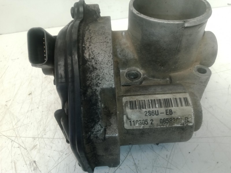 Recambio de caja mariposa para ford focus berlina (cap) 1.6 16v cat referencia OEM IAM 2S6UEB-1103052-0858300R  