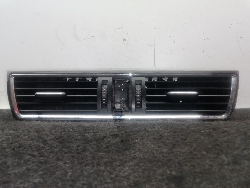 Recambio de aireador delantero central para seat toledo iv (kg3) 1.6 tdi referencia OEM IAM 5JA820951B  