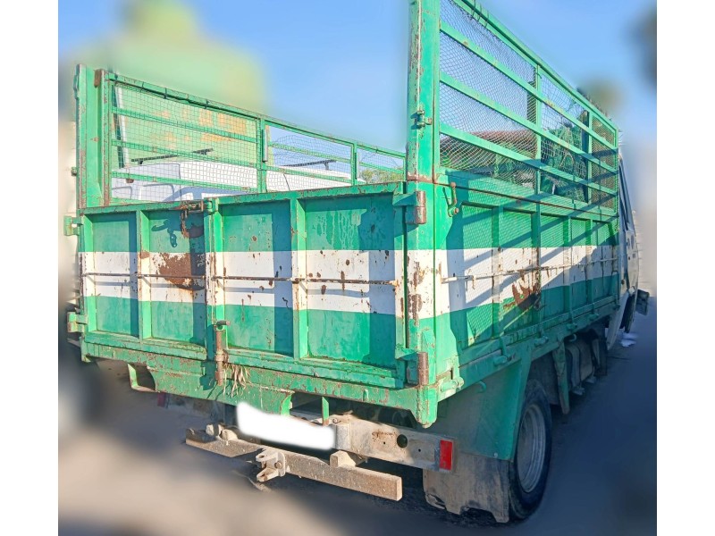 nissan trade caja/chasis del año 1989