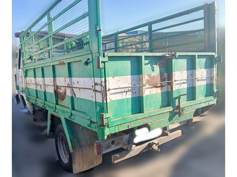 nissan trade caja/chasis del año 1989