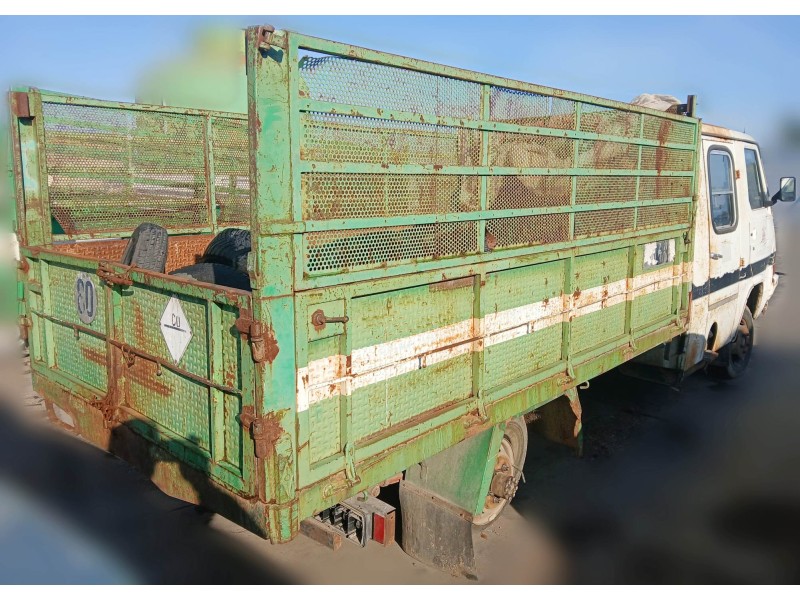 nissan trade caja/chasis del año 1990