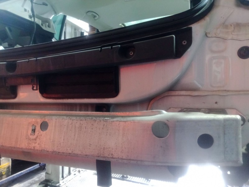 Recambio de refuerzo paragolpes trasero para opel astra k (b16) 1.4 turbo (68) referencia OEM IAM   