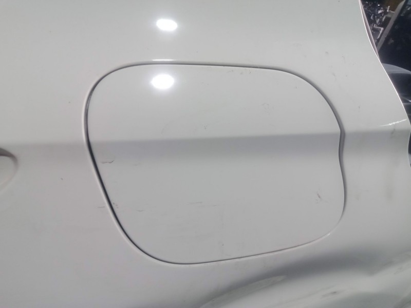 Recambio de tapa exterior combustible para opel astra k (b16) 1.4 turbo (68) referencia OEM IAM   