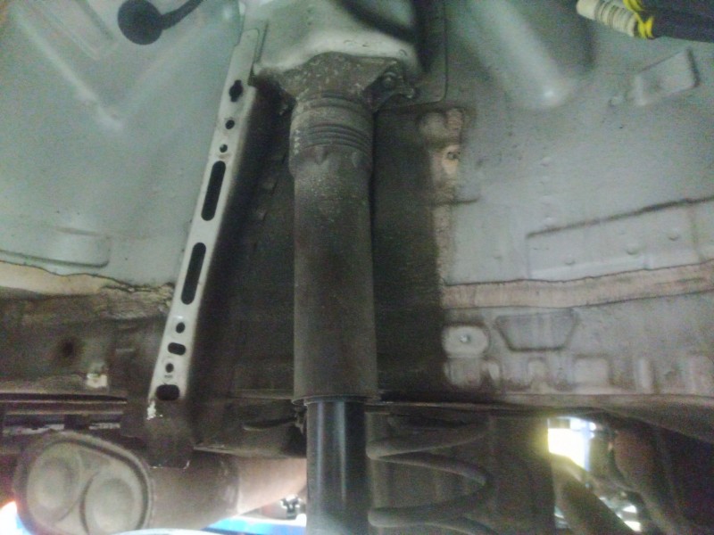 Recambio de amortiguador trasero derecho para opel astra k (b16) 1.4 turbo (68) referencia OEM IAM   