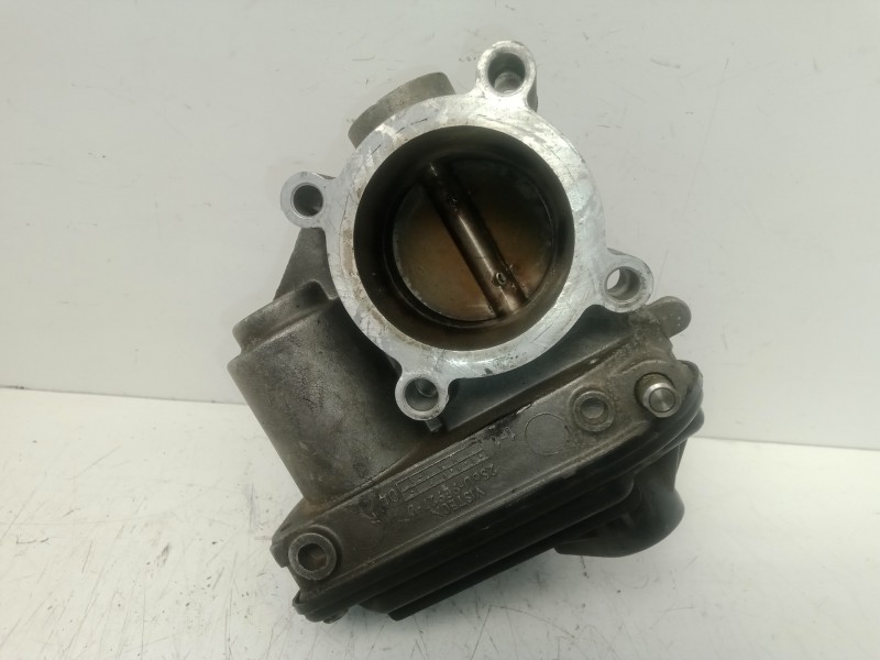 Recambio de caja mariposa para ford focus berlina (cap) 1.6 16v cat referencia OEM IAM 2S6UEB-1103052-0858300R  