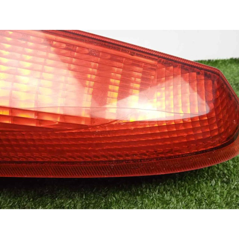 Recambio de piloto trasero derecho para ford fiesta (cbk) 1.4 tdci cat referencia OEM IAM 2S6113A602B 1.SERIE - CON.TARAS 5.PUER