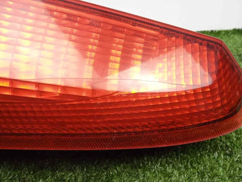 Recambio de piloto trasero derecho para ford fiesta (cbk) 1.4 tdci cat referencia OEM IAM 2S6113A602B 1.SERIE - CON.TARAS 5.PUER