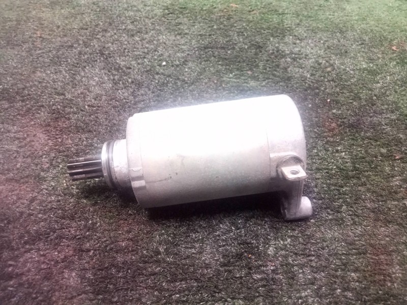 Recambio de motor arranque para suzuki gs/gn/tu 125/250 (1988-1999) referencia OEM IAM 2280000851 DENSO 