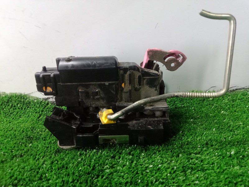 Recambio de cerradura puerta trasera derecha para dacia duster 1.5 dci diesel fap cat referencia OEM IAM NOTIENEREFERENCIA  