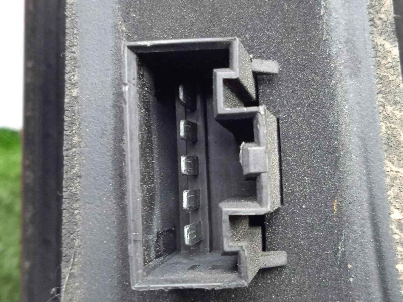 Recambio de piloto trasero derecho para ford fiesta (cbk) 1.4 tdci cat referencia OEM IAM 2S6113A602B 1.SERIE - CON.TARAS 5.PUER