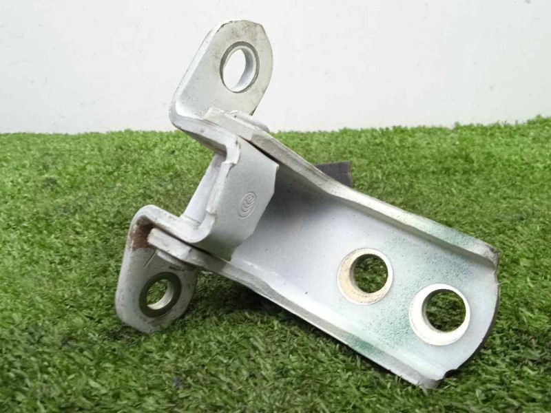 Recambio de bisagra para toyota land cruiser (j15) 3.0 turbodiesel cat referencia OEM IAM 6872012151 DELANTERA.IZQUIERDA SUPERIO
