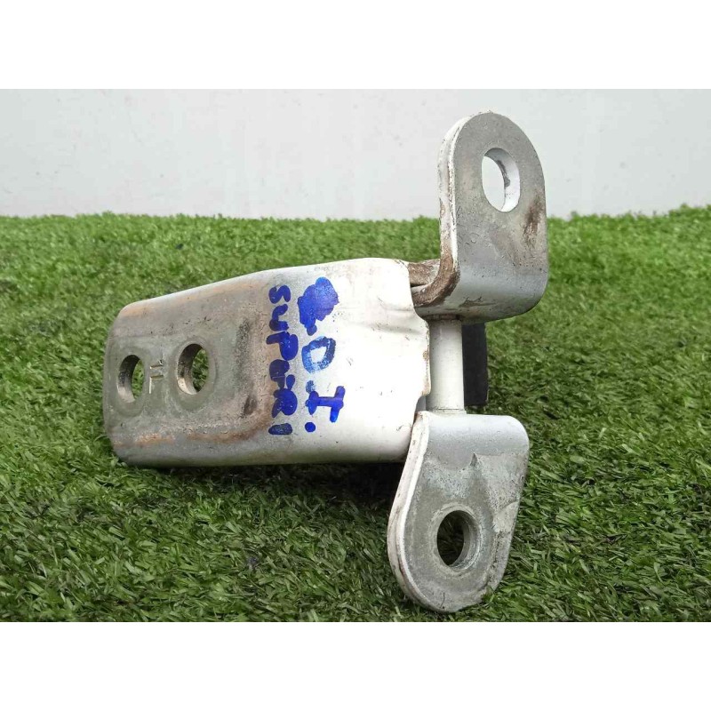 Recambio de bisagra para toyota land cruiser (j15) 3.0 turbodiesel cat referencia OEM IAM 6872012151 DELANTERA.IZQUIERDA SUPERIO