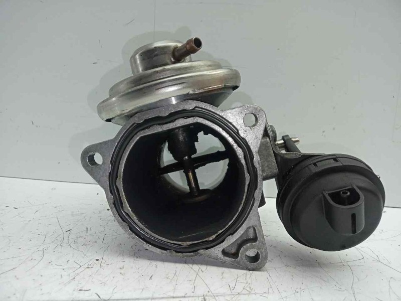 Recambio de valvula egr para skoda octavia berlina (1z3) 1.9 tdi referencia OEM IAM 03G131501M-015708059 WAHLER 