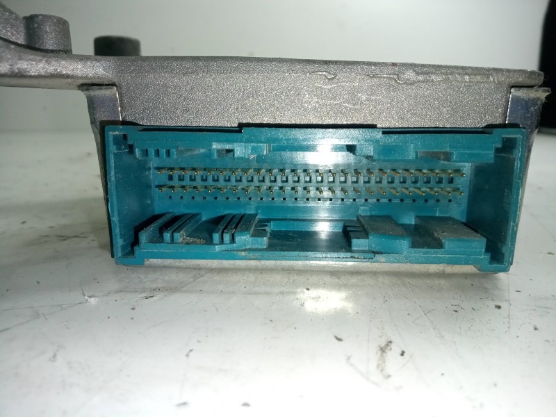 Recambio de centralita airbag para nissan primastar furgoneta (x83) 1.9 dci 100 referencia OEM IAM 8200435339-605488300  