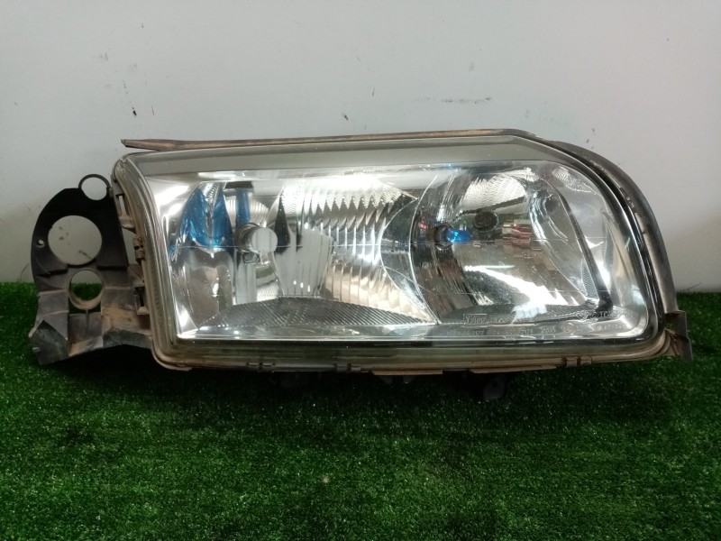 Recambio de faro derecho para volvo s80 berlina 2.5 turbodiesel referencia OEM IAM  99-07 