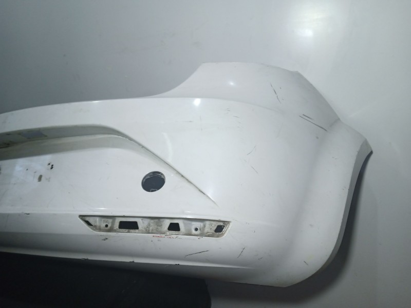 Recambio de paragolpes trasero para seat leon (1p1) 1.6 tdi referencia OEM IAM 1P0867421D  