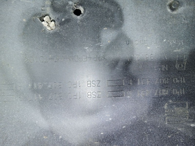 Recambio de paragolpes trasero para seat leon (1p1) 1.6 tdi referencia OEM IAM 1P0867421D  