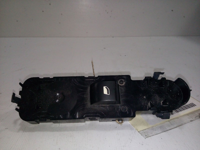 Recambio de mando elevalunas delantero derecho para citroën c5 berlina 1.6 hdi fap referencia OEM IAM 96661102XT-53269815 DELPHI