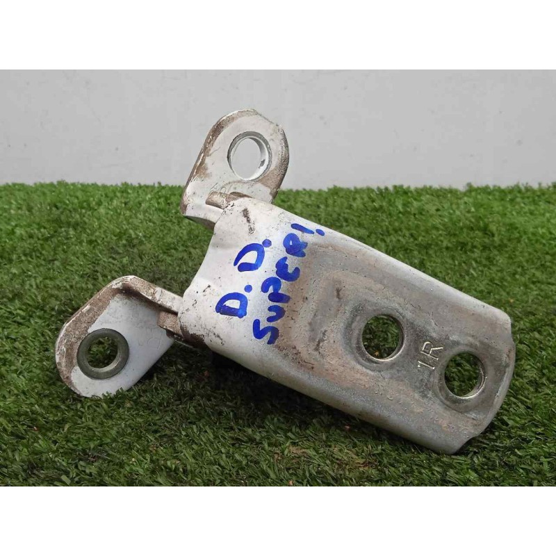 Recambio de bisagra para toyota land cruiser (j15) 3.0 turbodiesel cat referencia OEM IAM 6871012151 DELANTERA.DERECHA SUPERIOR