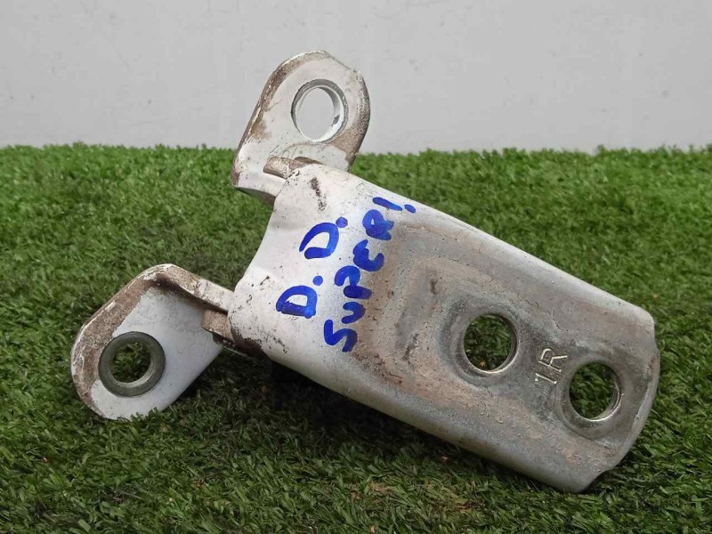 Recambio de bisagra para toyota land cruiser (j15) 3.0 turbodiesel cat referencia OEM IAM 6871012151 DELANTERA.DERECHA SUPERIOR