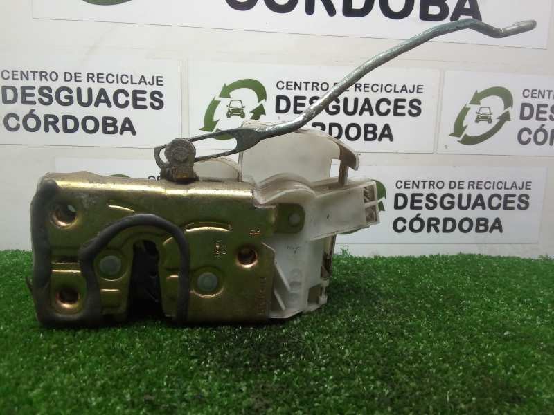 Recambio de cerradura puerta delantera derecha para toyota avensis berlina (t 22) 2.0 d4-d luna (5-ptas.) referencia OEM IAM 065