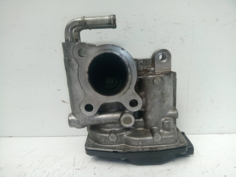 Recambio de valvula egr para toyota avensis (t27) 2.2 d-4d cat referencia OEM IAM 258000R010  