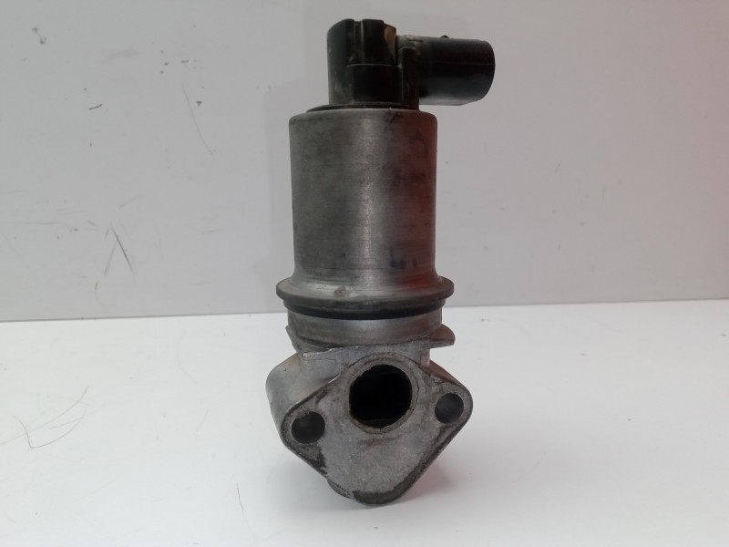 Recambio de valvula egr para volkswagen golf iv berlina (1j1) 1.6 16v referencia OEM IAM 72278507-03D131503B  