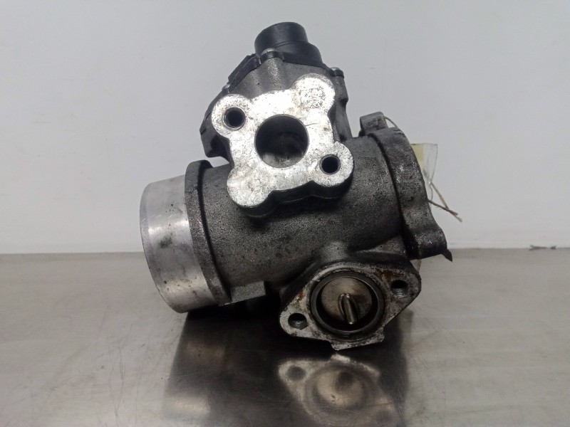 Recambio de valvula egr para opel movano (2004 =>) 2.5 cdti referencia OEM IAM A2C53094175-H8200222772  5.PINES