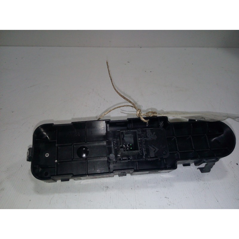 Recambio de mando elevalunas delantero derecho para citroën c5 berlina 1.6 hdi fap referencia OEM IAM 96661102XT-53269815 DELPHI