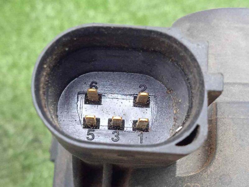 Recambio de valvula egr para renault kangoo 1.5 dci diesel referencia OEM IAM 7003680600-7158031221 5.PINES 