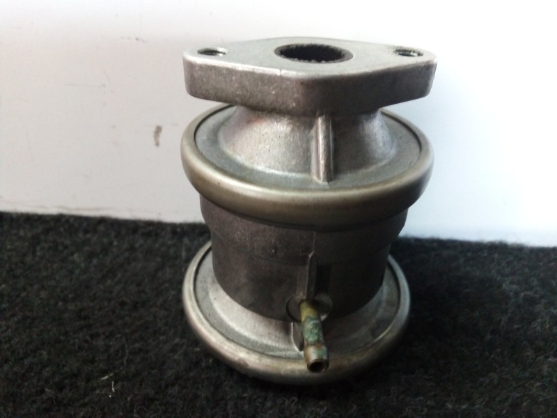 Recambio de valvula egr para audi a6 berlina (4b2) 2.4 v6 30v referencia OEM IAM 078131102F  