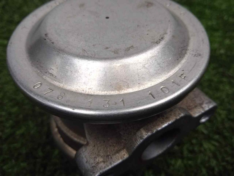 Recambio de valvula egr para audi a8 (d2) 4.2 v8 40v referencia OEM IAM 078131101F-72256000  