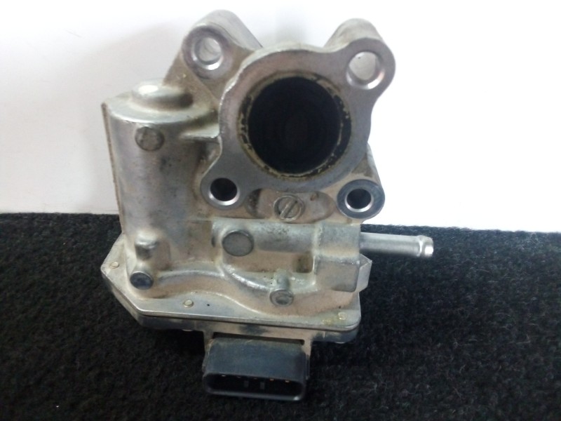 Recambio de valvula egr para toyota corolla (e15) 1.4 turbodiesel cat referencia OEM IAM VN150100  