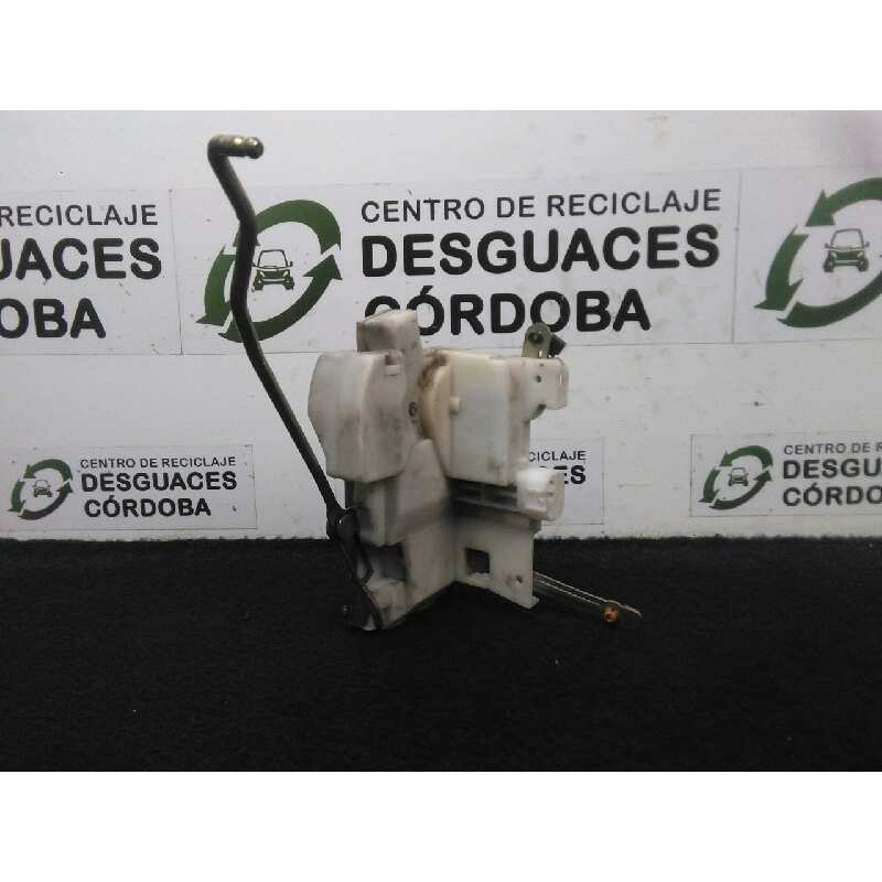 Recambio de cerradura puerta delantera izquierda para toyota avensis berlina (t 22) 2.0 d4-d luna (5-ptas.) referencia OEM IAM 1