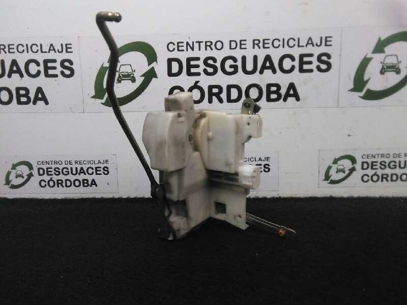 Recambio de cerradura puerta delantera izquierda para toyota avensis berlina (t 22) 2.0 d4-d luna (5-ptas.) referencia OEM IAM 1